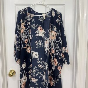 Peppermint Navy and Peach Floral Top